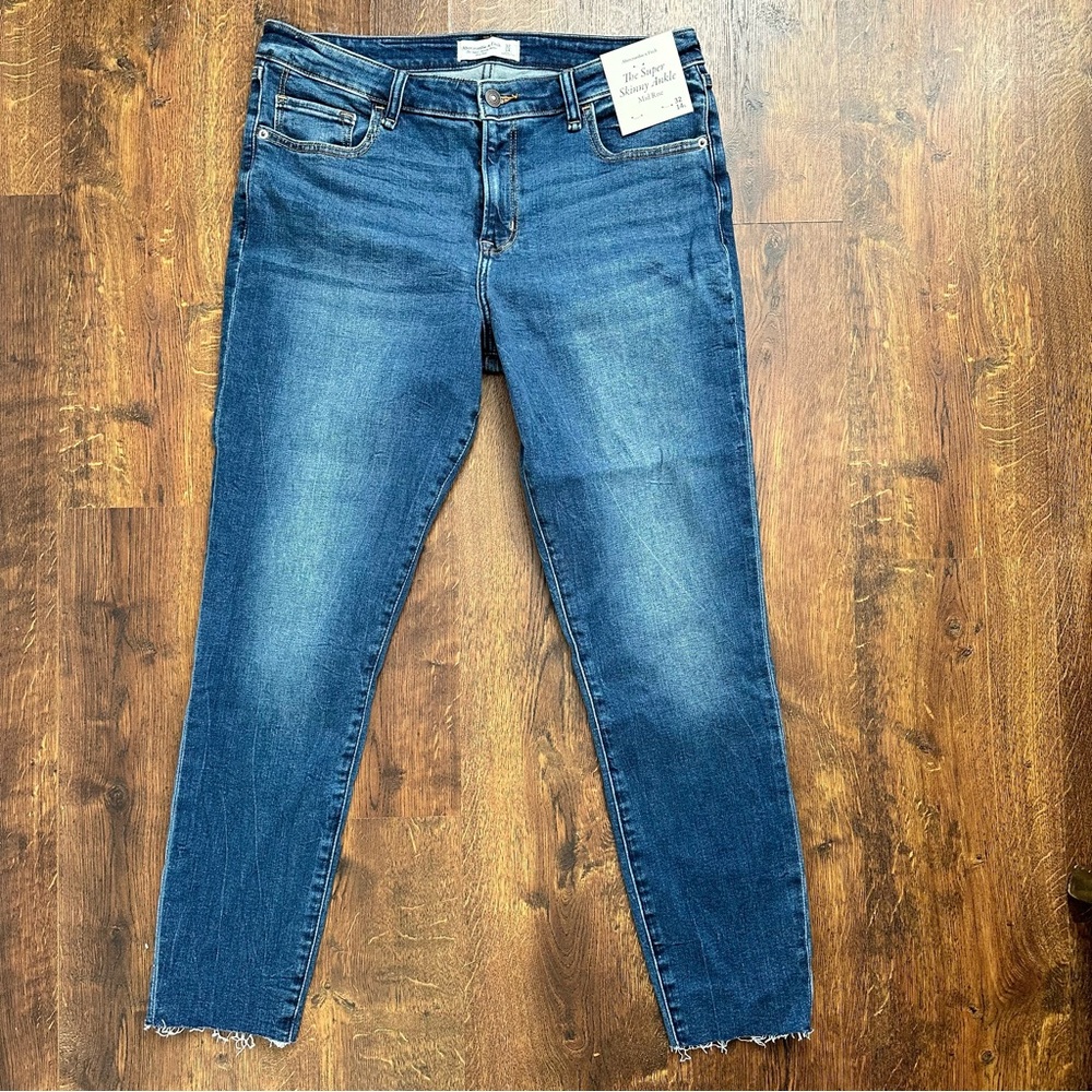 Abercrombie & Fitch Mid Rise Super Skinny Ankle Jeans 32 Long